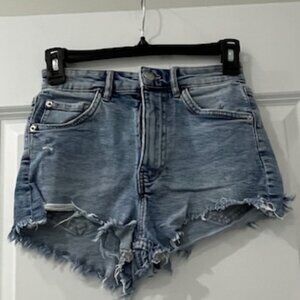 Zara Women's Size 0 Denim Shorts